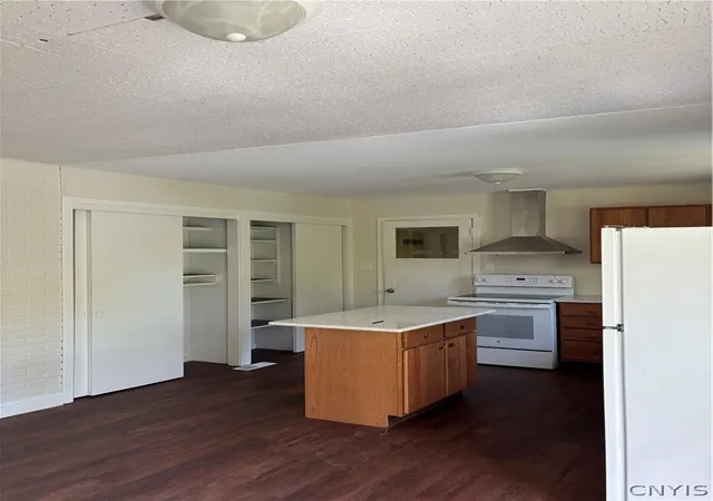 Photo 3 of Sale Pending at 3253 Oswego Rd, Blossvale, NY 13308 | MLS# S1684119 | Listing updated on 2026-09-10