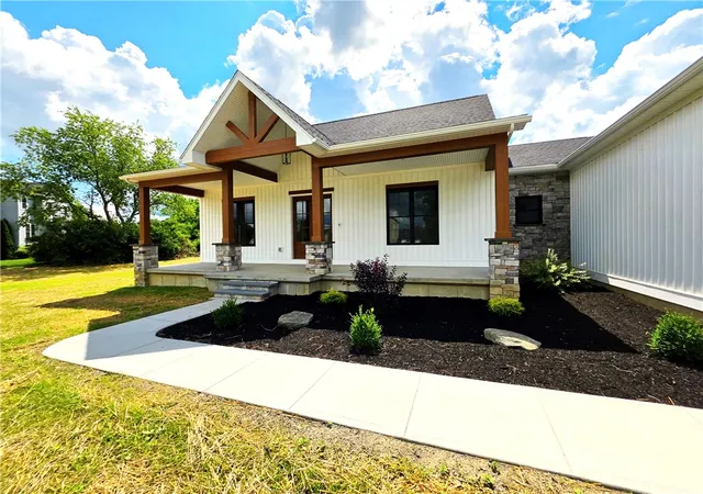 Photo 3 of Single family home for sale at 24 Keller Dr, Horseheads, NY 14845 | MLS# R1680482 | Listing updated on 2026-08-29