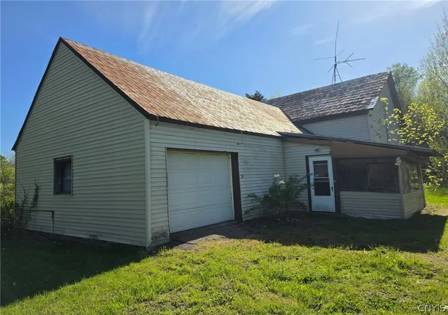 Photo 3 of Single family home for sale at 2392 State Hwy 11b, Potsdam, NY 13676 | MLS# S1684267 | Listing updated on 2026-08-25