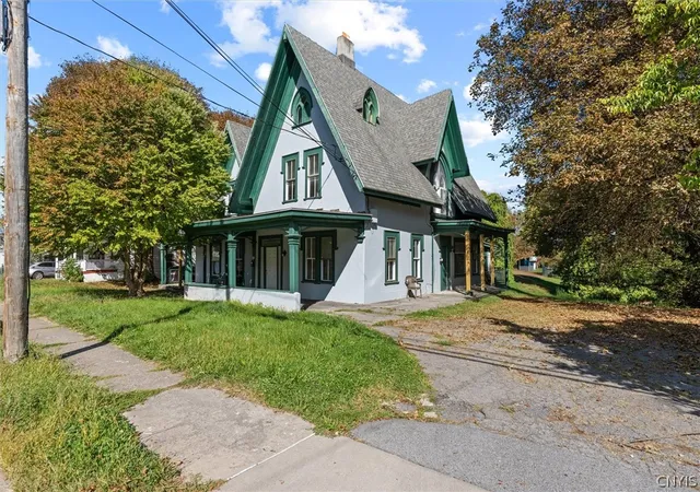 Listing Photo 5 - Condo for sale in building located at 1216 Bellevue Ave, Syracuse, NY 13204