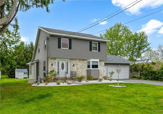 Photo 2 of Single family home for sale at 1406 Craig St, Rome, NY 13440 | MLS# S1684575 | Listing updated on 2026-09-12