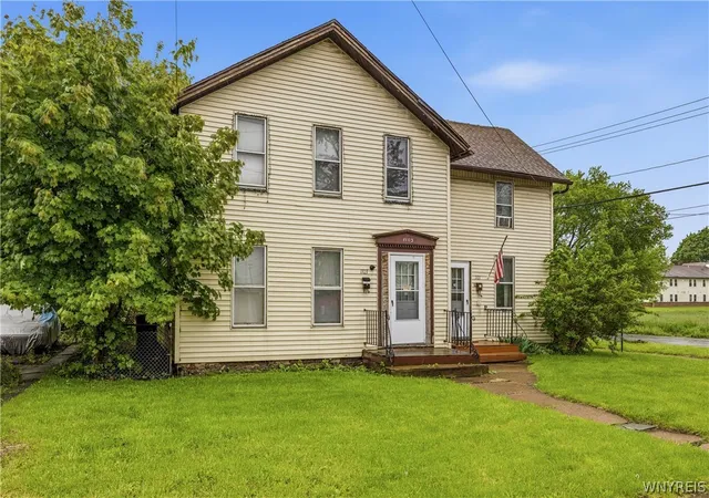 Photo 3 of Sale Pending at 1101 South Ave, Niagara Falls, NY 14305 | MLS# B1684563 | Listing updated on 2026-09-03