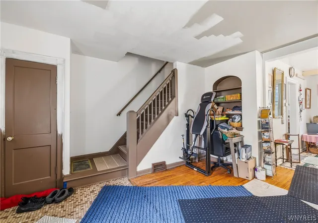 Listing Photo 5 - Condo for sale in building located at 1101 S Ave, Niagara Falls, NY 14305