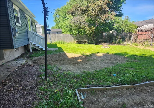 Photo 3 of Single family home for sale at 408 Snyder Ave, Syracuse, NY 13206 | MLS# S1685018 | Listing updated on 2026-09-08