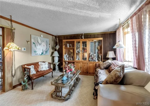 Photo 3 of Sale Pending at 484 Dingens St, Buffalo, NY 14206 | MLS# B1684796 | Listing updated on 2026-08-17
