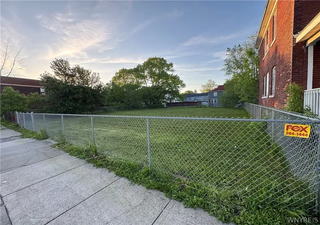 Photo 2 of Land for sale at 2712 Niagara St, Niagara Falls, NY 14303 | MLS# B1684953 | Listing updated on 2026-08-18