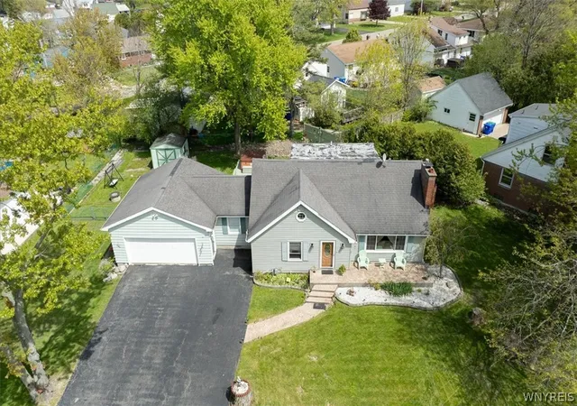 Photo 2 of Sale Pending at 5227 Orchard Ave, Hamburg, NY 14075 | MLS# B1685019 | Listing updated on 2026-09-11