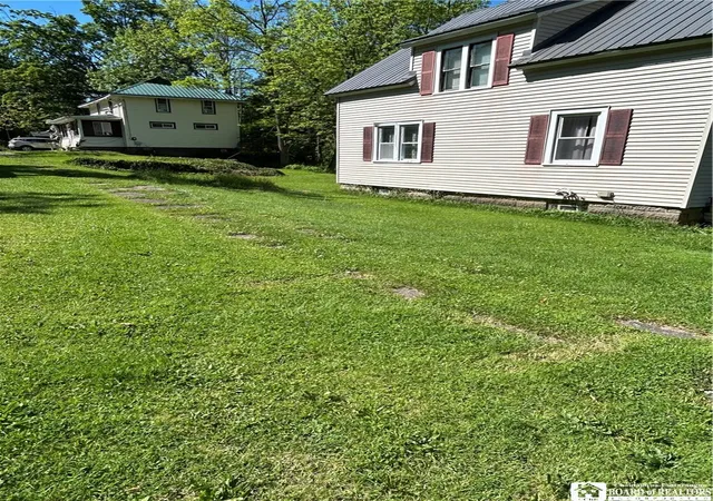 Photo 4 of Single family home for sale at 127 Main St, Silver Creek, NY 14136 | MLS# R1685707 | Listing updated on 2026-09-09
