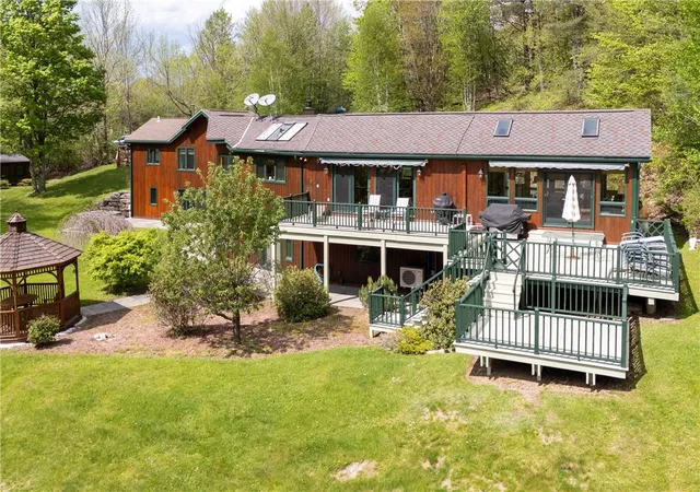 Photo 3 of Single family home for sale at 270 Kristens Ridge Rd, Margaretville, NY 12455 | MLS# R1671179 | Listing updated on 2026-09-12