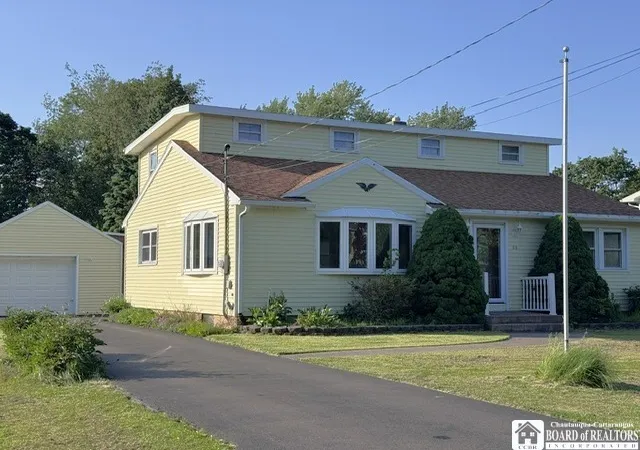 Photo 1 of Single family home for sale at 23 Bradish St, Fredonia, NY 14063 | MLS# R1686034 | Listing updated on 2026-09-15