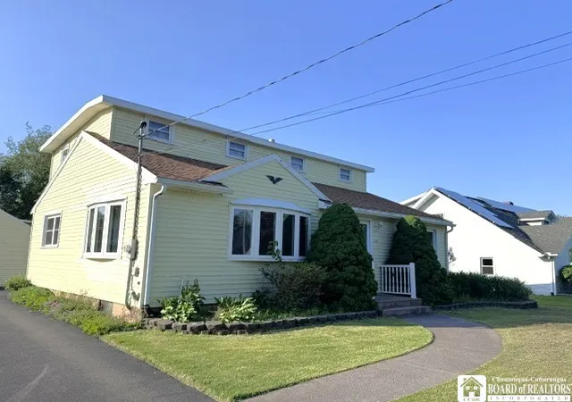 Photo 2 of Single family home for sale at 23 Bradish St, Fredonia, NY 14063 | MLS# R1686034 | Listing updated on 2026-09-15