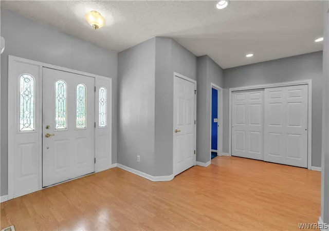 Photo 4 of Sale Pending at 1298 Como Park Blvd, Depew, NY 14043 | MLS# B1686016 | Listing updated on 2026-09-05