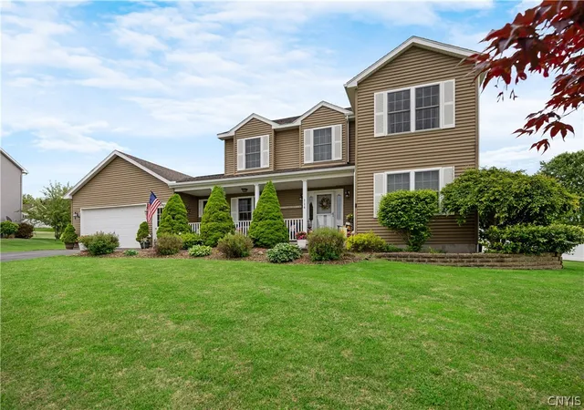 Photo 3 of Sale Pending at 114 Willow Tree, Oneida, NY 13421 | MLS# S1684142 | Listing updated on 2026-09-12