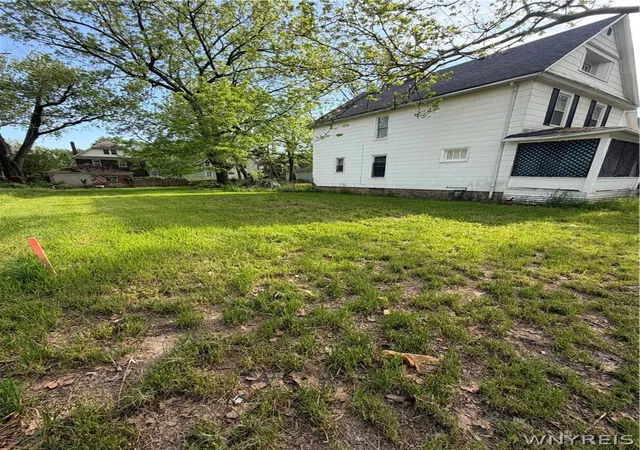 Photo 3 of Land for sale at 1639 Weston Ave, Niagara Falls, NY 14305 | MLS# B1682976 | Listing updated on 2026-09-02