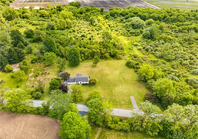 Photo 3 of Sale Pending at 2789 Garden St, Avon, NY 14414 | MLS# R1686589 | Listing updated on 2026-09-14