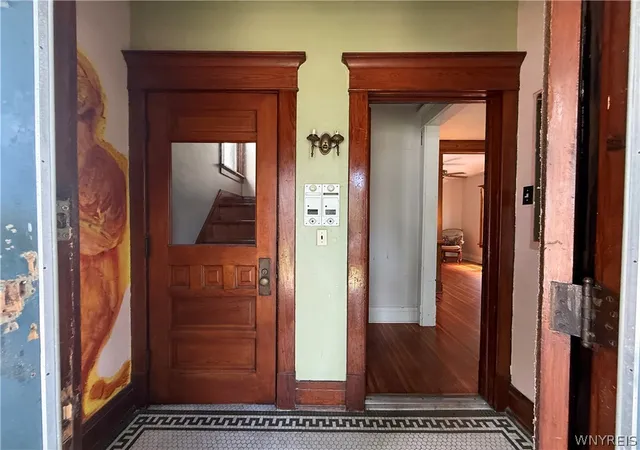 Photo 2 of Multi family home for sale at 467 East St, Buffalo, NY 14207 | MLS# B1687137 | Listing updated on 2026-08-04