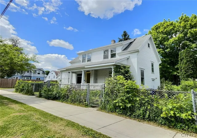 Photo 2 of Sale Pending at 210 Grant Ave, Syracuse, NY 13207 | MLS# S1686640 | Listing updated on 2026-09-09