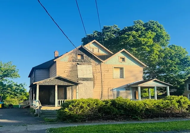 Photo 1 of Sale Pending at 504 Matthews St, Elmira, NY 14901 | MLS# R1687419 | Listing updated on 2026-09-08