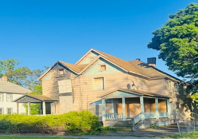 Photo 2 of Sale Pending at 504 Matthews St, Elmira, NY 14901 | MLS# R1687419 | Listing updated on 2026-09-08