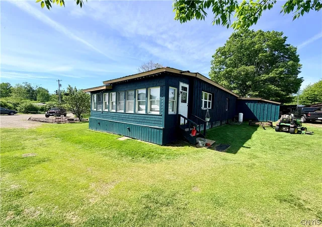 Photo 3 of Manufactured home for sale at 34777 Clayton Ctr Rd, Clayton, NY 13624 | MLS# S1687108 | Listing updated on 2026-08-28