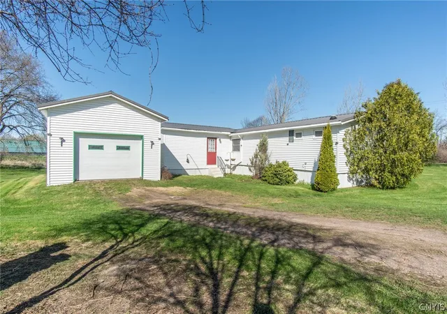 Photo 3 of Manufactured home for sale at 36976 State Route 12e, Clayton, NY 13624 | MLS# S1687427 | Listing updated on 2026-08-16