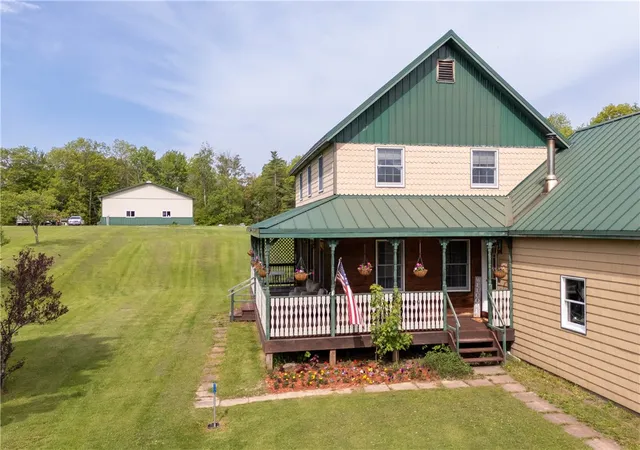 Photo 2 of Single family home for sale at 335 Cornell Rd, Stamford, NY 12167 | MLS# R1676256 | Listing updated on 2026-09-05