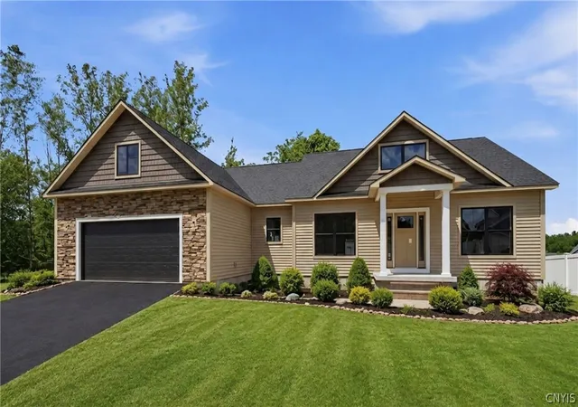 Photo 1 of Single family home for sale at 3137 Stoney Pond Way, Baldwinsville, NY 13027 | MLS# S1687007 | Listing updated on 2026-08-21