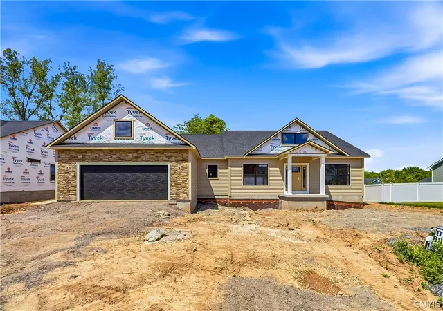Photo 3 of Single family home for sale at 3137 Stoney Pond Way, Baldwinsville, NY 13027 | MLS# S1687007 | Listing updated on 2026-08-21