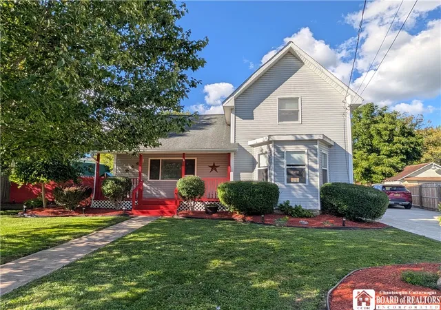 Photo 1 of Single family home for sale at 54 Maple Ave, Springville, NY 14141 | MLS# R1687300 | Listing updated on 2026-09-15