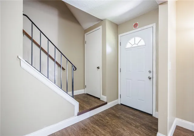 Photo 3 of Single family home for sale at 12 French Meadow Ln, Rochester, NY 14618 | MLS# R1686422 | Listing updated on 2026-09-01