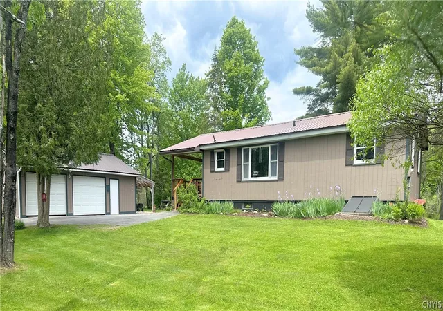 Photo 3 of Single family home for sale at 9196 Hospers Ln, Boonville, NY 13309 | MLS# S1687886 | Listing updated on 2026-08-24