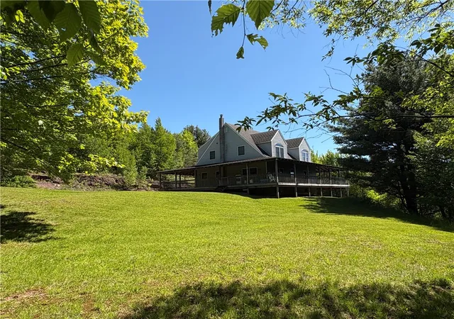 Photo 1 of Single family home for sale at 322 W View Dr, Hobart, NY 13788 | MLS# R1687680 | Listing updated on 2026-08-12
