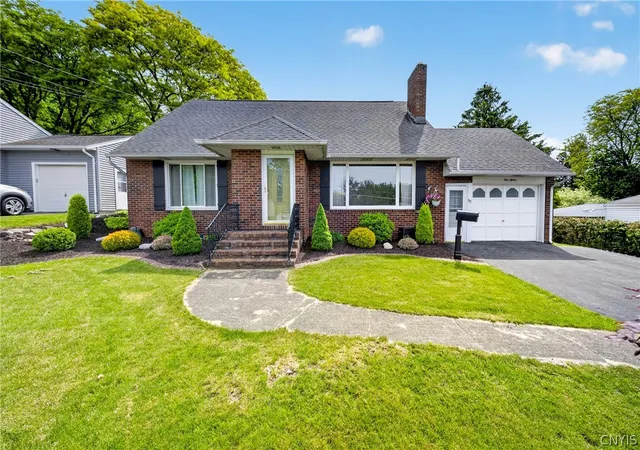 Photo 1 of Single family home for sale at 115 Marian Dr, Syracuse, NY 13219 | MLS# S1688002 | Listing updated on 2026-08-29