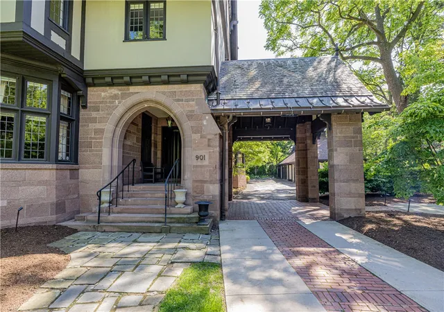 Photo 3 of Condo for sale at 901 East Ave #A, Rochester, NY 14607 | MLS# R1685744 | Listing updated on 2026-08-24