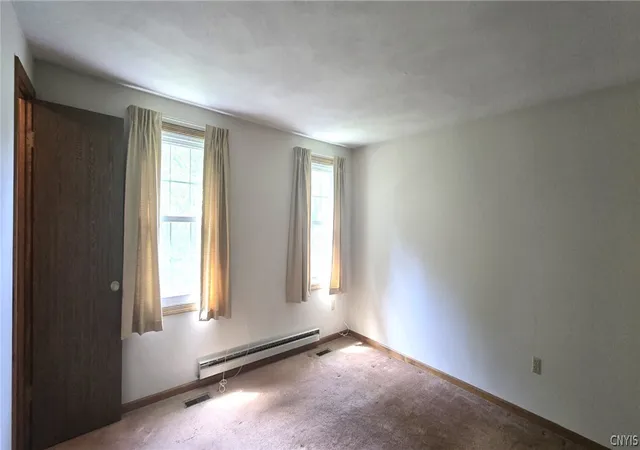 Photo 4 of Sale Pending at 8361 Sextant Dr, Baldwinsville, NY 13027 | MLS# S1688093 | Listing updated on 2026-09-03