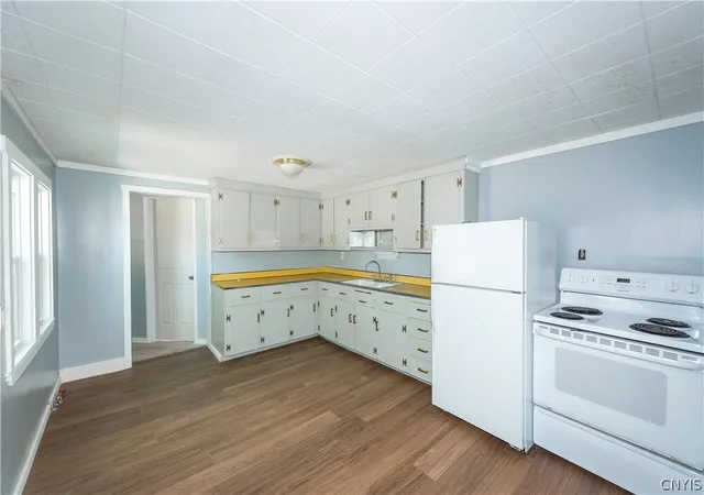 Photo 3 of Sale Pending at 7604 7610 Van Buren Rd #7604, Baldwinsville, NY 13027 | MLS# S1687962 | Listing updated on 2026-08-22