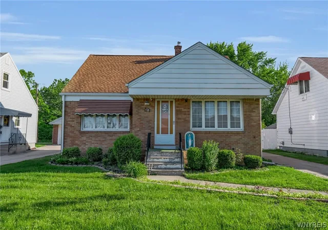 Photo 1 of Sale Pending at 138 Mcnaughton Ave, Buffalo, NY 14225 | MLS# B1688226 | Listing updated on 2026-08-26