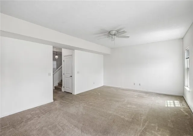 Photo 3 of Sale Pending at 6007 Amber Dr, Farmington, NY 14425 | MLS# R1689020 | Listing updated on 2026-09-04
