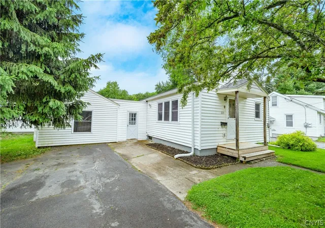Photo 2 of Sale Pending at 221 Chappell St, Oneida, NY 13421 | MLS# S1685989 | Listing updated on 2026-08-08