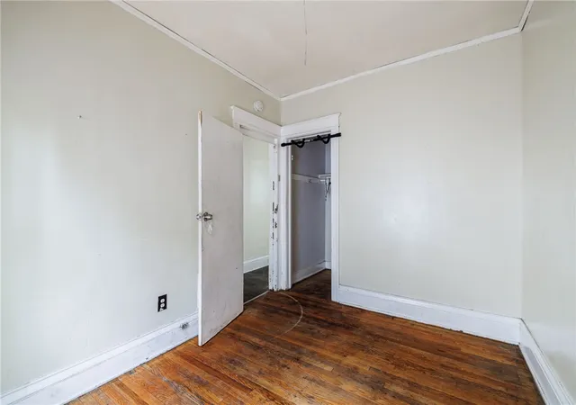 Photo 3 of Sale Pending at 55 Austin St, Rochester, NY 14606 | MLS# R1687938 | Listing updated on 2026-08-20