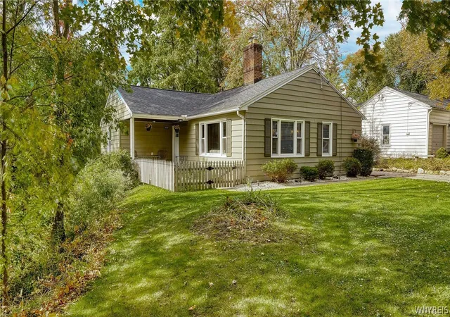Photo 3 of Sale Pending at 51 Larned Ln, Orchard Park, NY 14127 | MLS# B1684109 | Listing updated on 2026-08-27