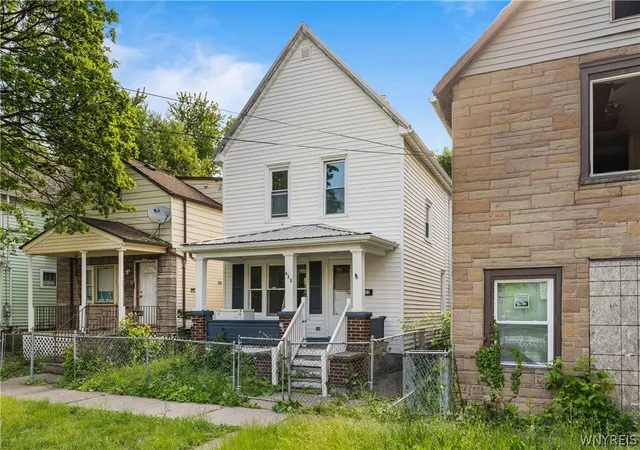 Photo 1 of Single family home for sale at 433 20th Street, Niagara Falls, NY 14303 | MLS# B1688757 | Listing updated on 2026-09-08