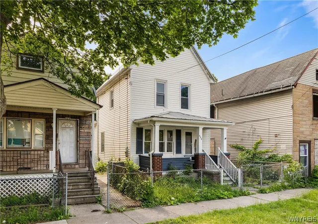 Photo 3 of Single family home for sale at 433 20th Street, Niagara Falls, NY 14303 | MLS# B1688757 | Listing updated on 2026-09-08