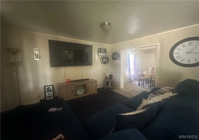 Photo 3 of Single family home for sale at 2813 10th Street, Niagara Falls, NY 14305 | MLS# B1689779 | Listing updated on 2026-08-26