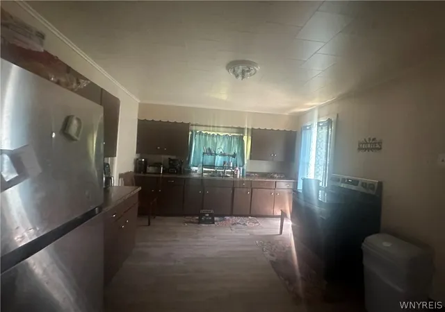 Photo 4 of Single family home for sale at 2813 10th Street, Niagara Falls, NY 14305 | MLS# B1689779 | Listing updated on 2026-08-26