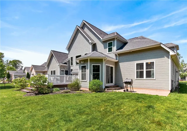 Photo 3 of Sale Pending at 267 Dove Tree Ln, Rochester, NY 14626 | MLS# R1689793 | Listing updated on 2026-08-28