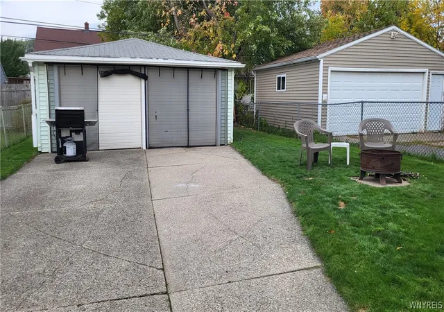 Photo 3 of Single family home for sale at 548 Marilla St, Buffalo, NY 14220 | MLS# B1689722 | Listing updated on 2026-08-26