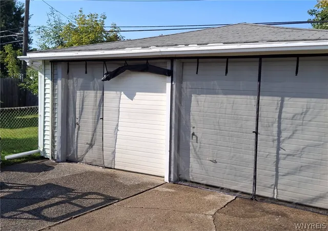 Photo 3 of Single family home for sale at 548 Marilla St, Buffalo, NY 14220 | MLS# B1689722 | Listing updated on 2026-08-26