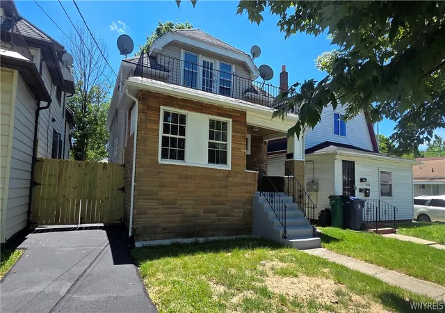 Photo 2 of Sale Pending at 687 Lasalle Ave, Buffalo, NY 14215 | MLS# B1689811 | Listing updated on 2026-08-11