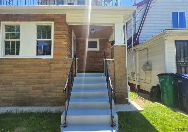 Photo 3 of Sale Pending at 687 Lasalle Ave, Buffalo, NY 14215 | MLS# B1689811 | Listing updated on 2026-08-11